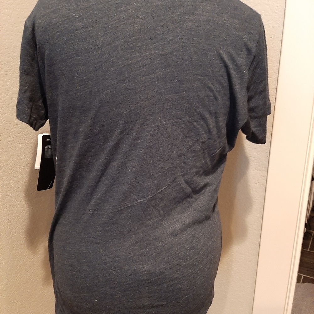 🐎Denver Broncos vneck tee🐎 - Picture 6 of 6